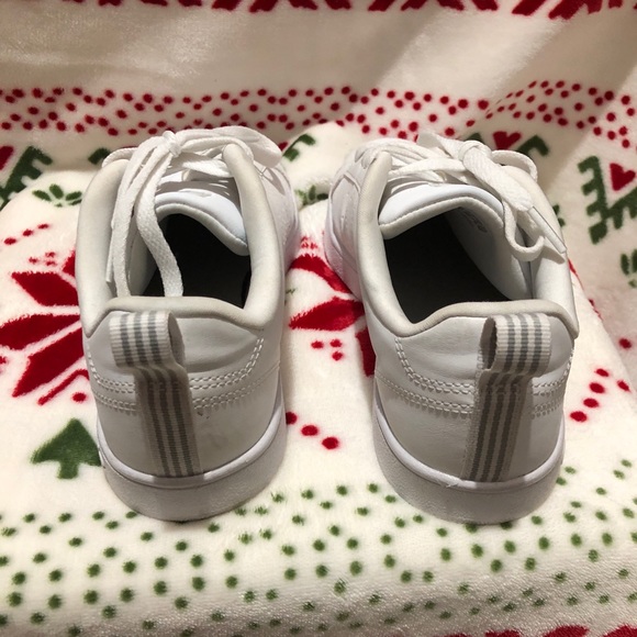 Adidas Shoes - Picture 2 of 11